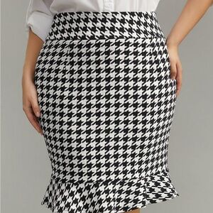 BloomChic Houndstooth Ruffle Hem Bodycon Skirt